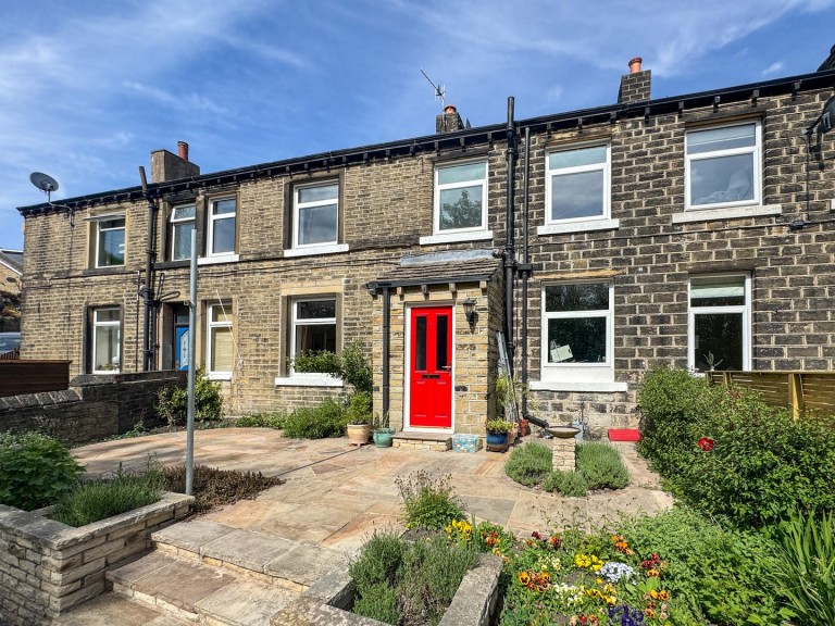 View Full Details for off Wain Park, Berry Brow, Huddersfield