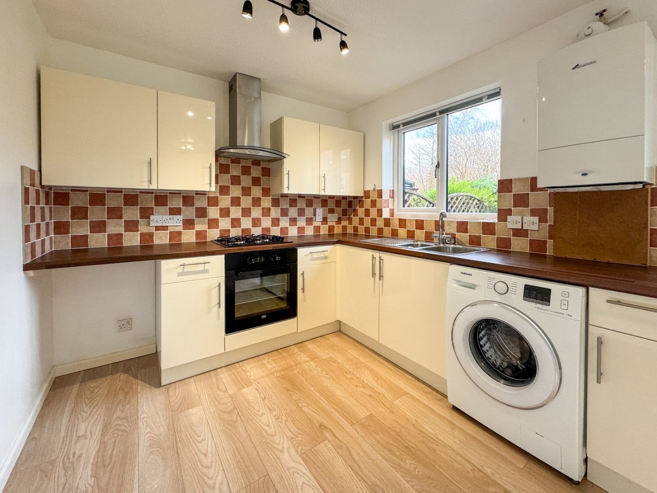 Images for Shelley, Huddersfield, West Yorkshire