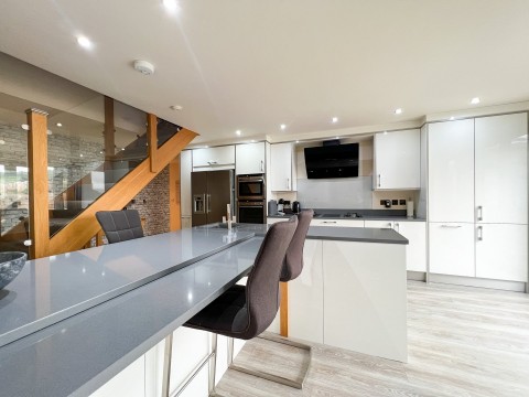 Click the photo for more details of Berry Brow, Huddersfield