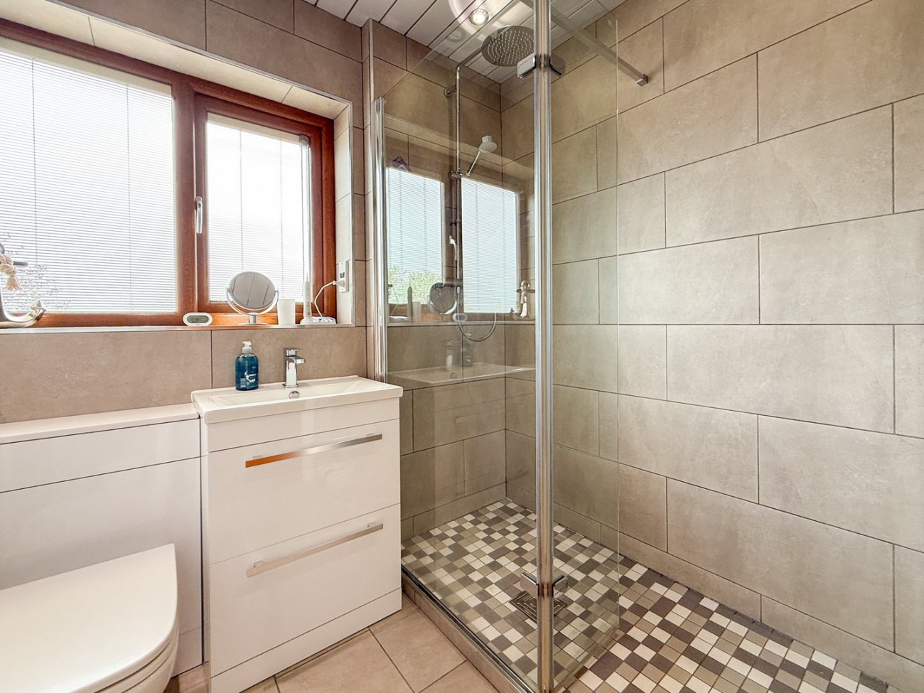 Images for Netherton, Huddersfield