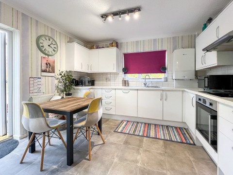 Click the photo for more details of Honley, Holmfirth