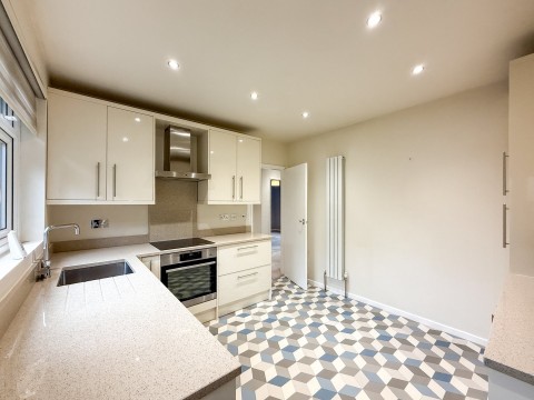 Click the photo for more details of Netherton, Huddersfield