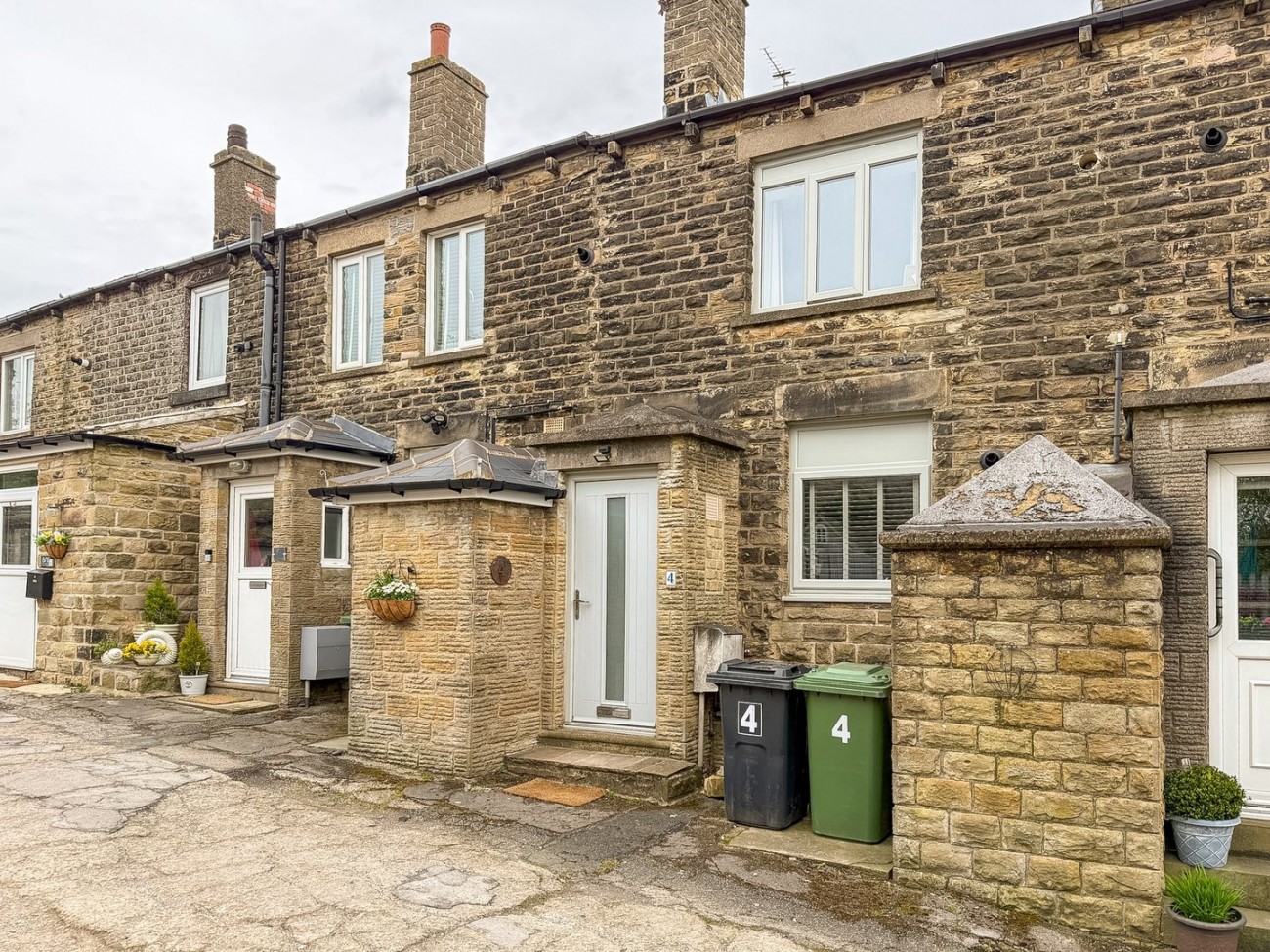 Images for Emley, Huddersfield