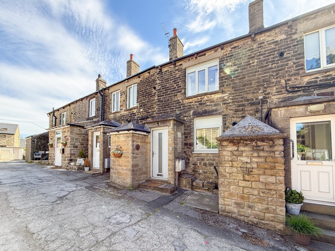 Images for Emley, Huddersfield