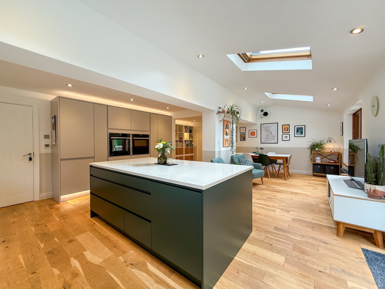 Images for Thongsbridge, Holmfirth