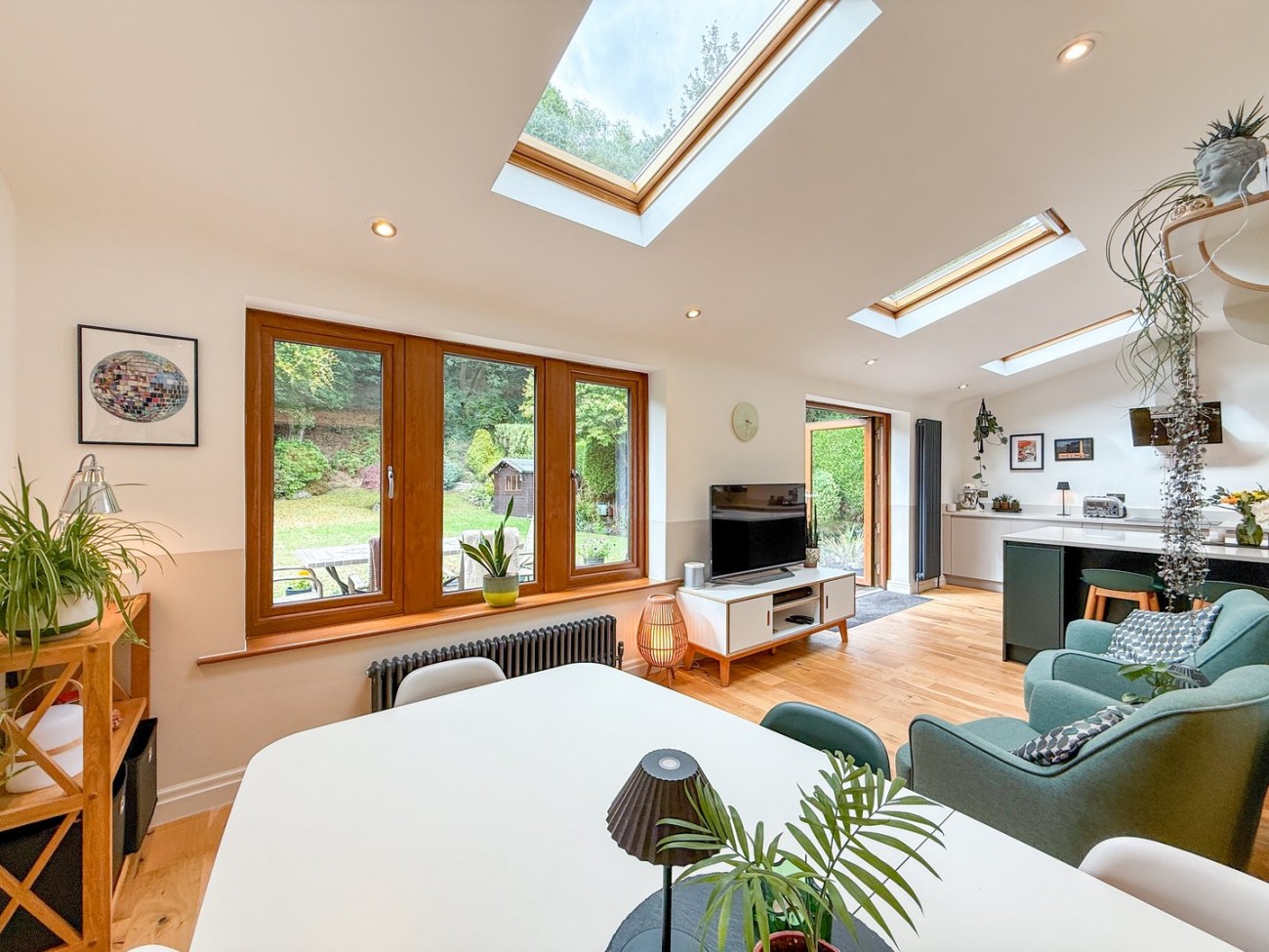 Images for Thongsbridge, Holmfirth