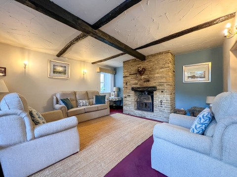 Click the photo for more details of Honley, Holmfirth