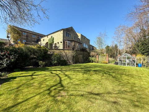 Click the photo for more details of Honley, Holmfirth