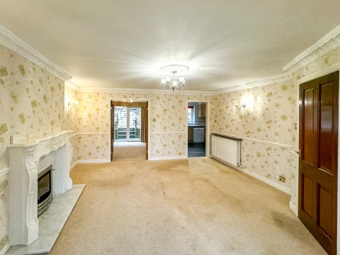 Click the photo for more details of Almondbury, Huddersfield