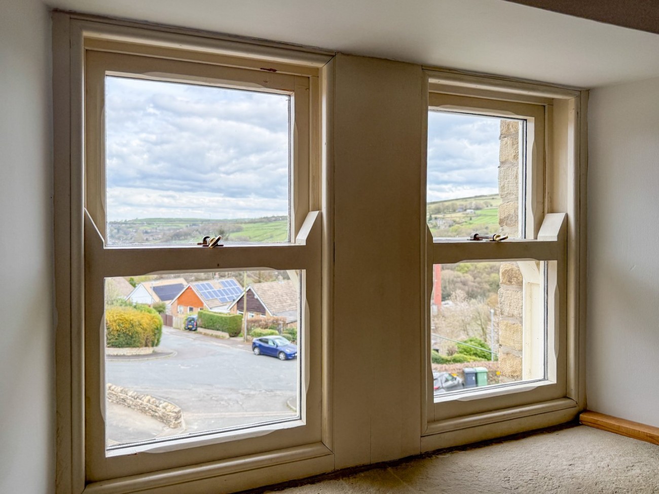 Images for off Shaw Lane, Holmfirth