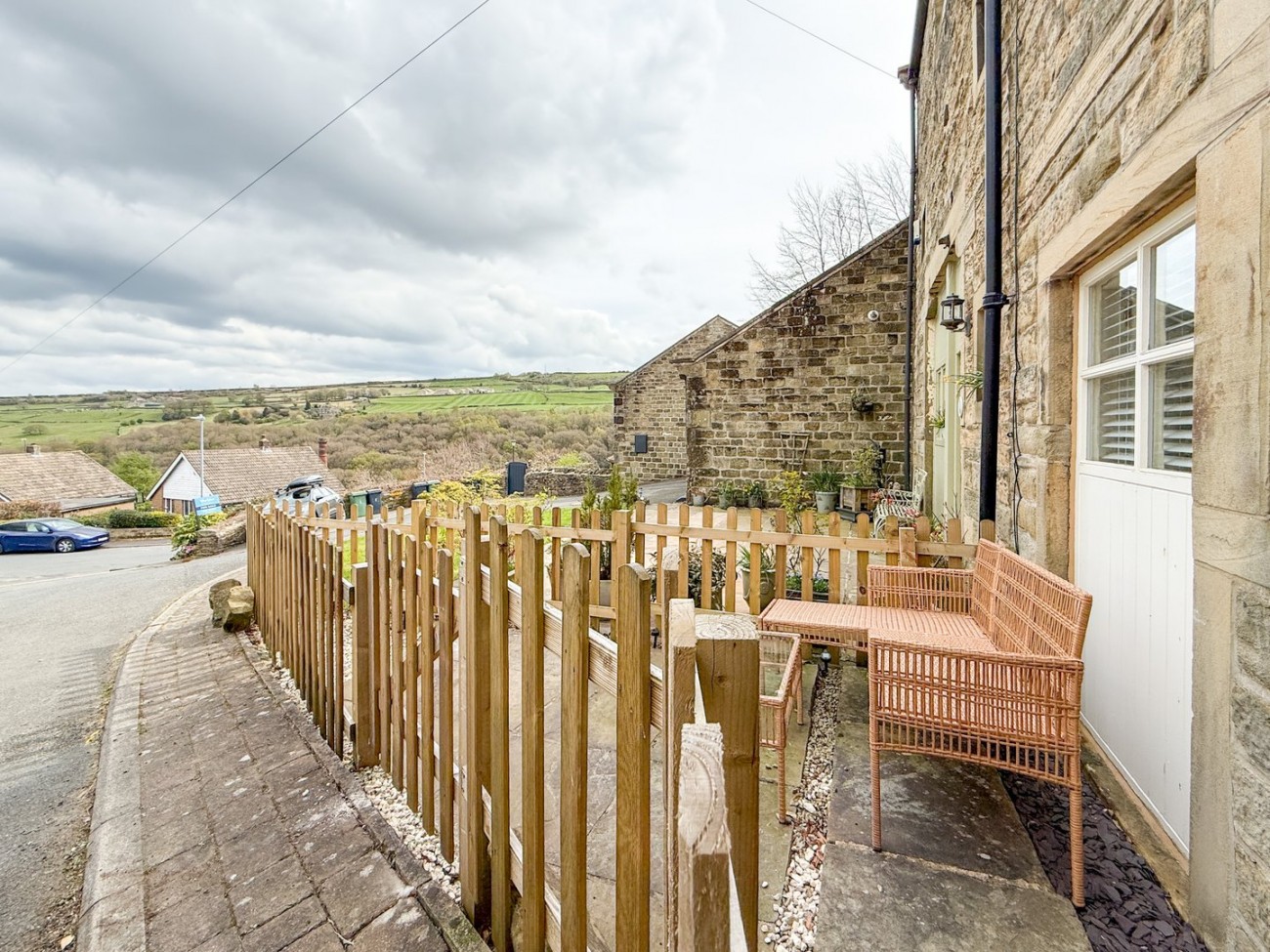 Images for off Shaw Lane, Holmfirth