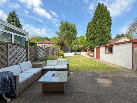 Click the photo for more details of Almondbury, Huddersfield