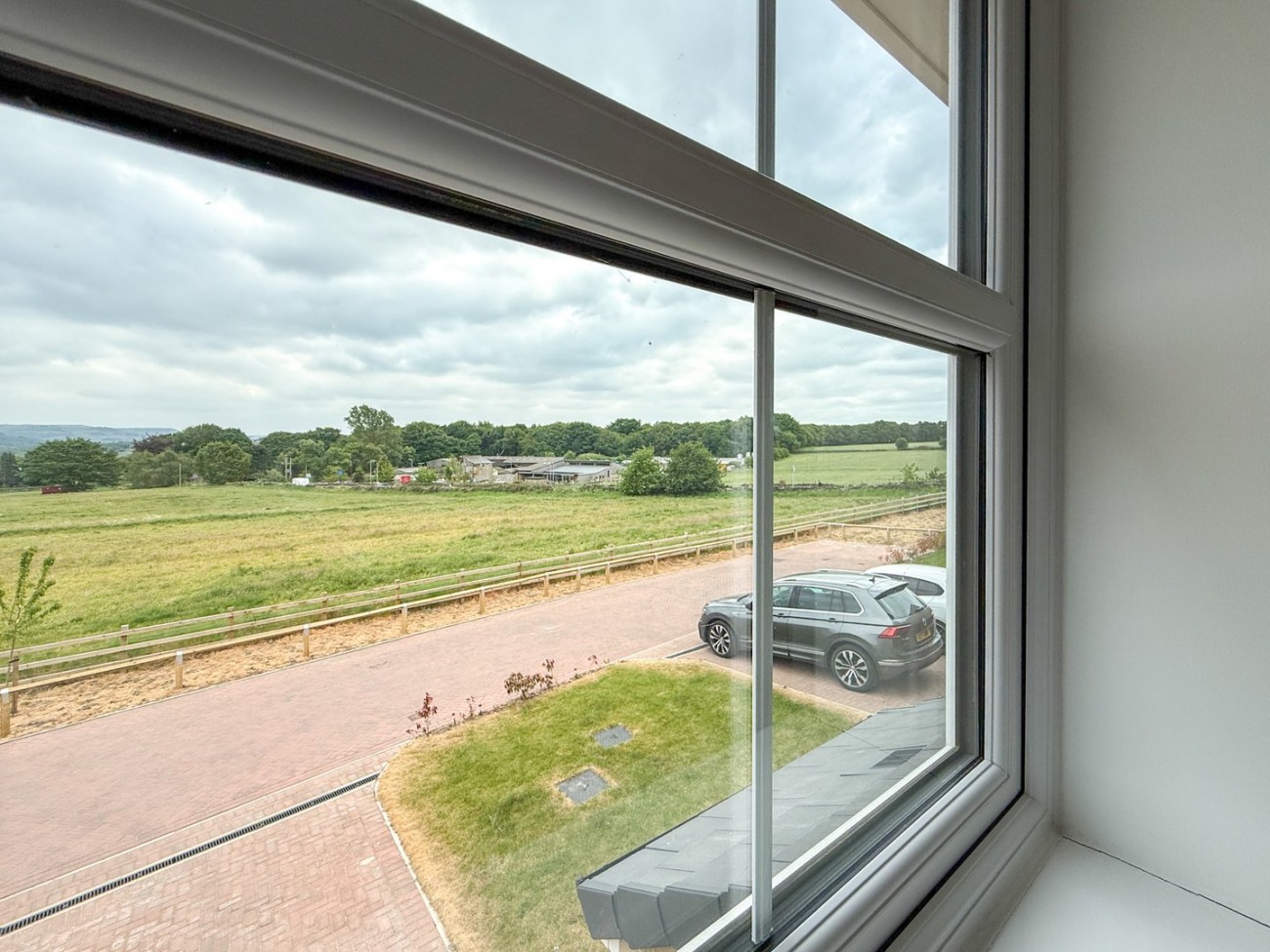 Images for Netherton, Huddersfield
