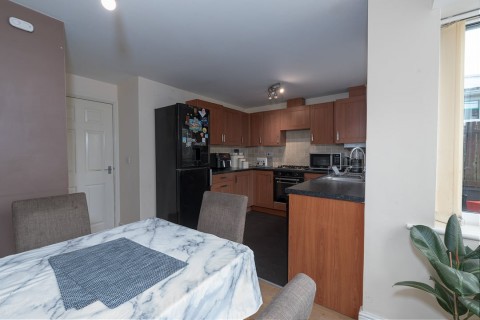Click the photo for more details of Highburton, Huddersfield