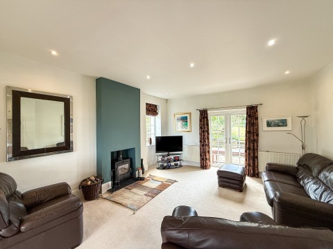 Click the photo for more details of Between Honley & Meltham, Holmfirth
