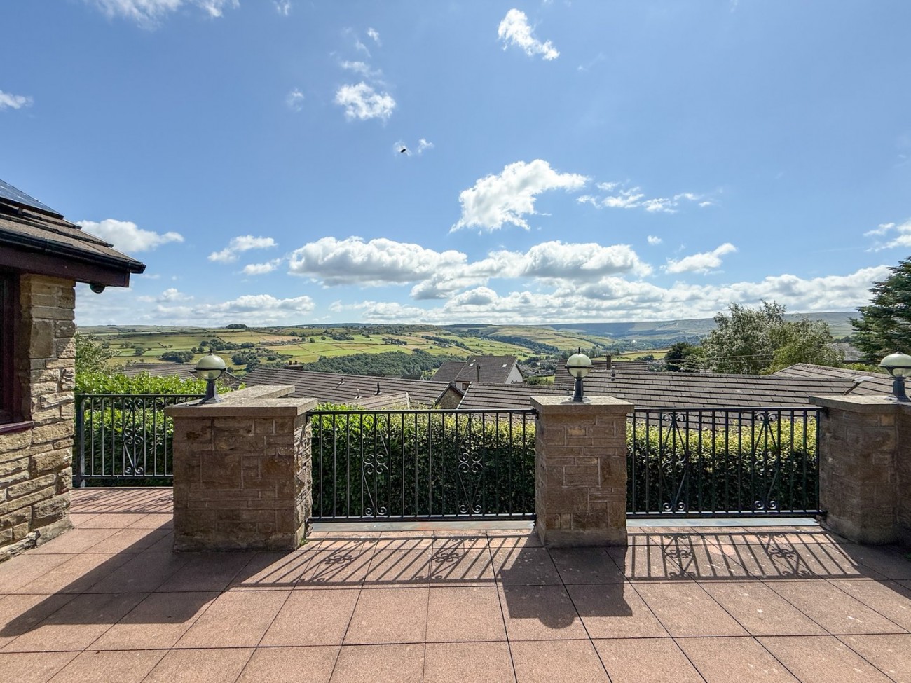 Images for Upperthong, Holmfirth