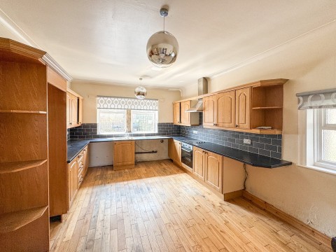 Click the photo for more details of Honley, Holmfirth