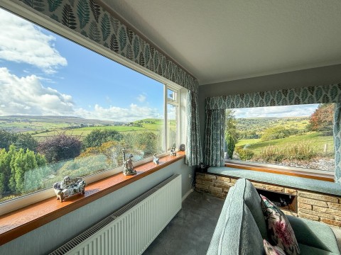 Click the photo for more details of Slaithwaite, Huddersfield
