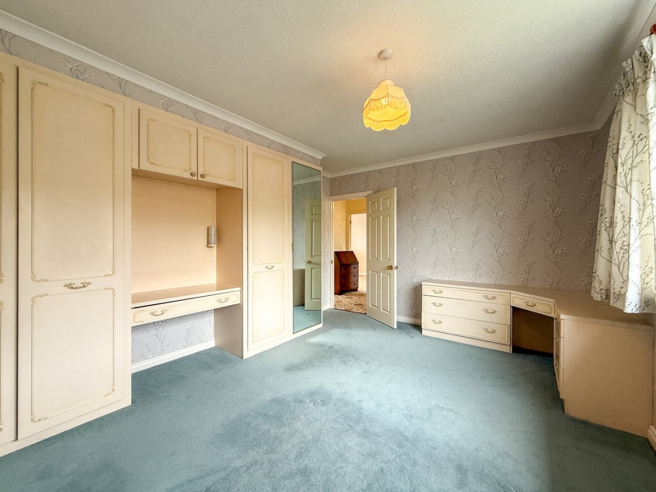 Images for Almondbury, Huddersfield