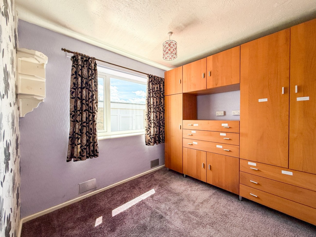 Images for Lepton, Huddersfield