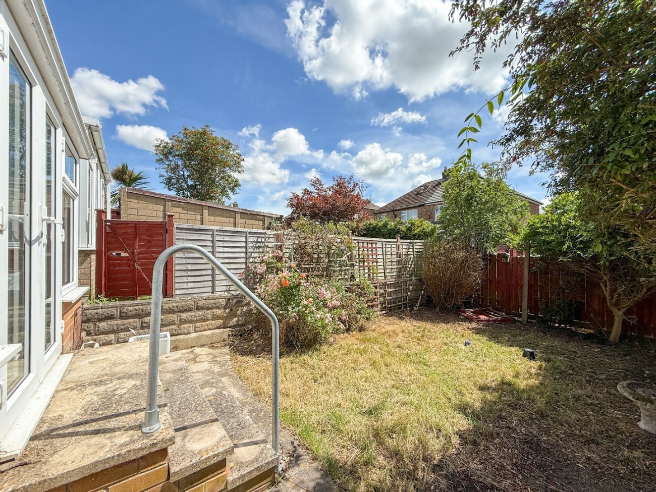 Images for Lepton, Huddersfield