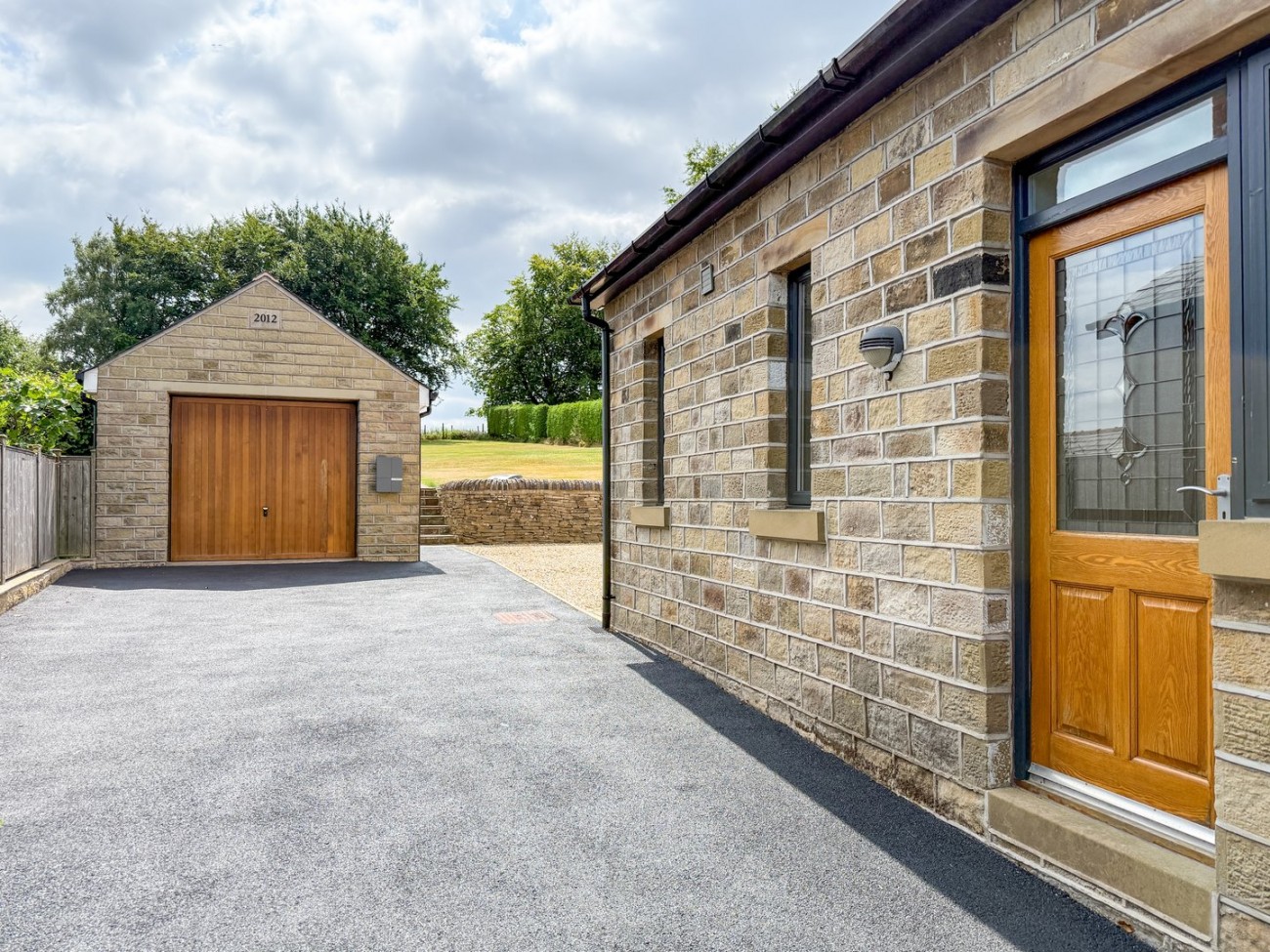 Images for Honley, Holmfirth