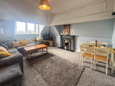 Click the photo for more details of Greenhead Park, Huddersfield, West Yorkshire
