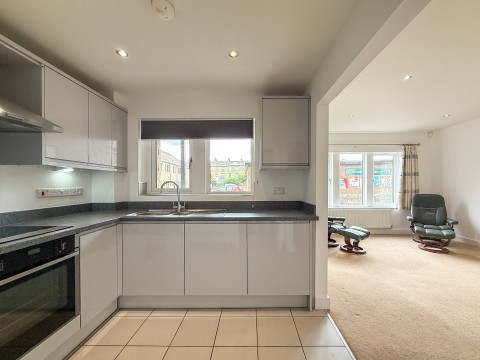 Click the photo for more details of Honley, Holmfirth