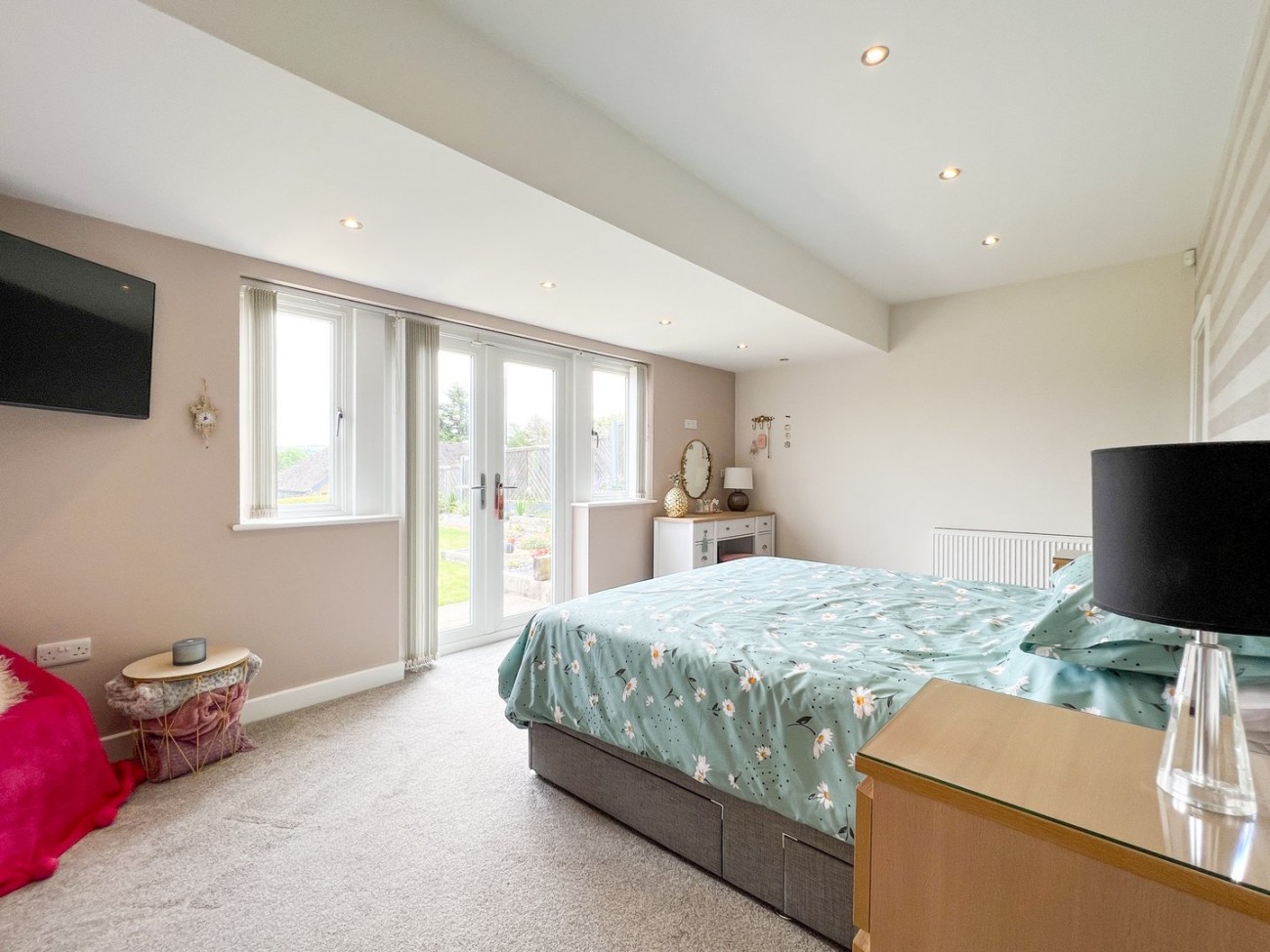 Images for Netherton, Huddersfield