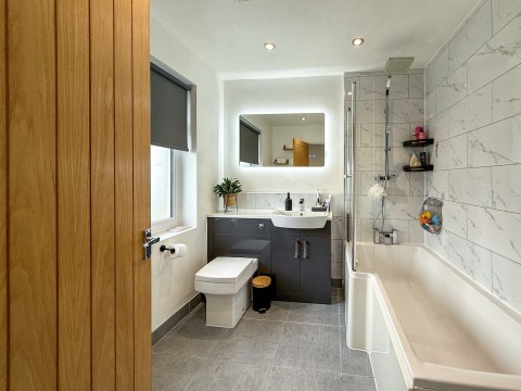 Click the photo for more details of Netherton, Huddersfield