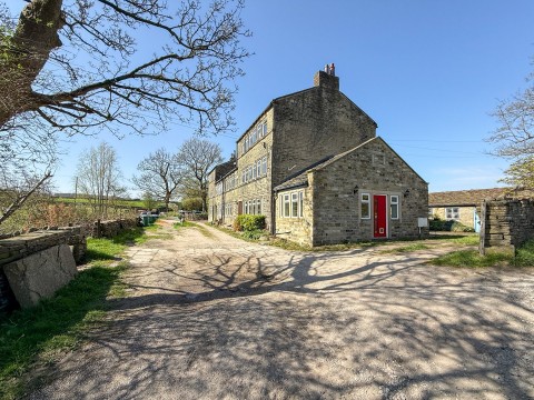 Click the photo for more details of Honley, Holmfirth