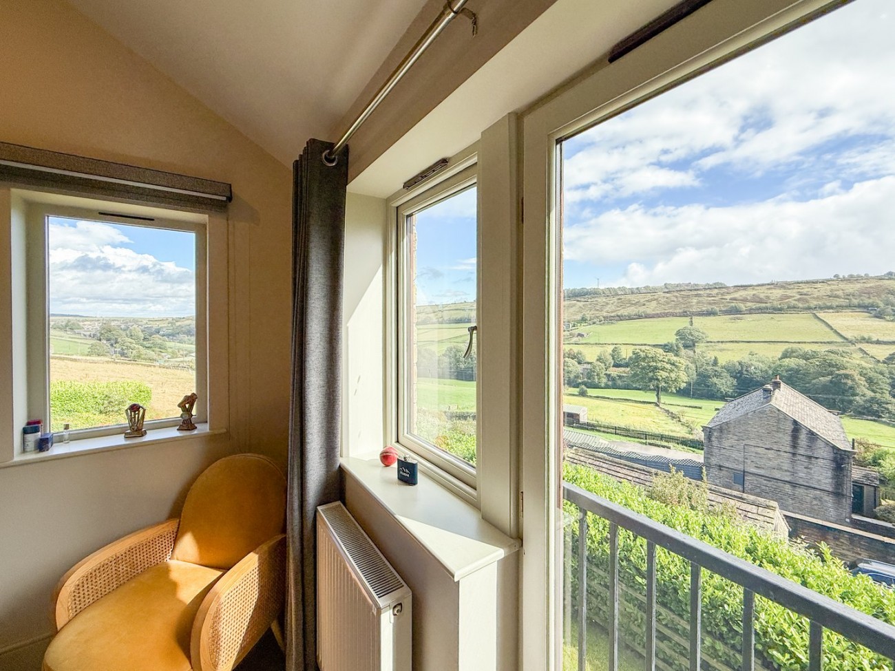 Images for off Arrunden Lane, Holmfirth