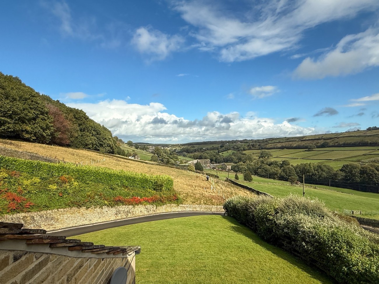 Images for off Arrunden Lane, Holmfirth