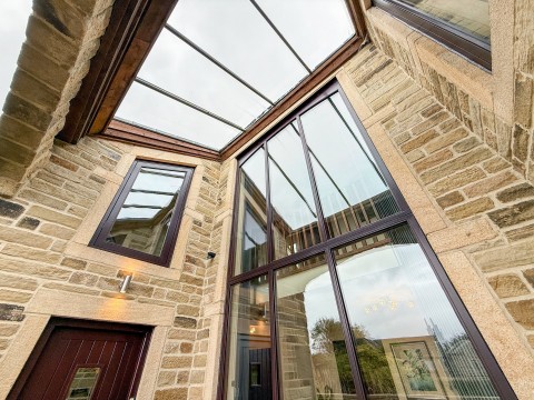 Click the photo for more details of Upperthong, Holmfirth