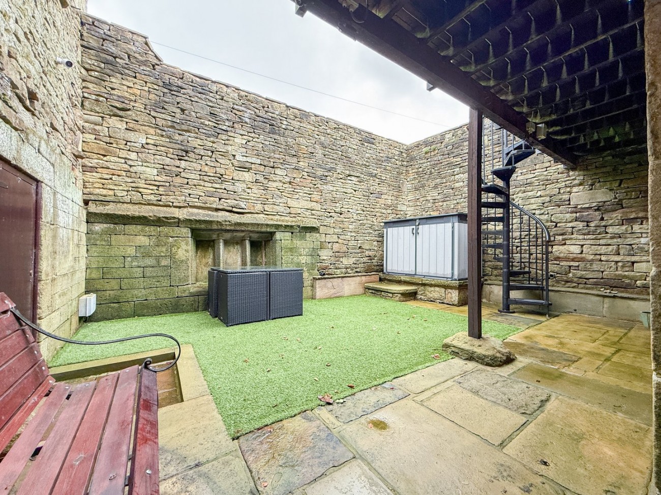 Images for Upperthong, Holmfirth