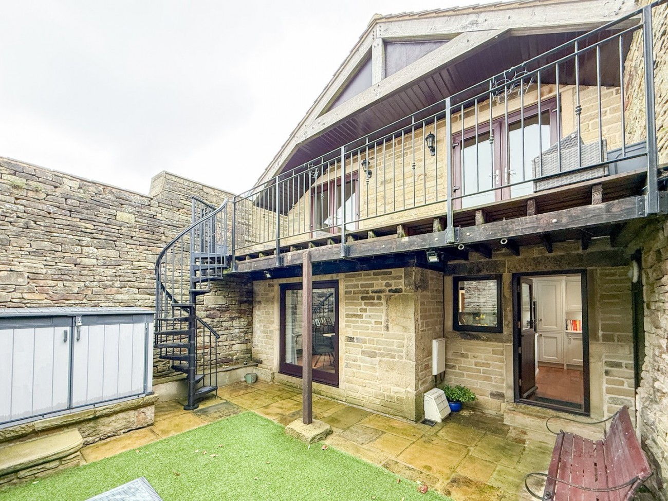 Images for Upperthong, Holmfirth