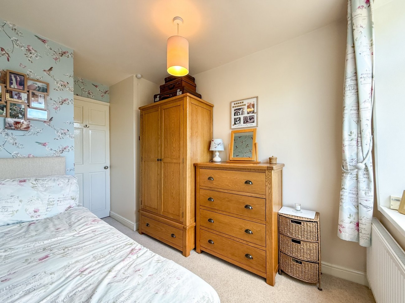 Images for Shelley, Huddersfield