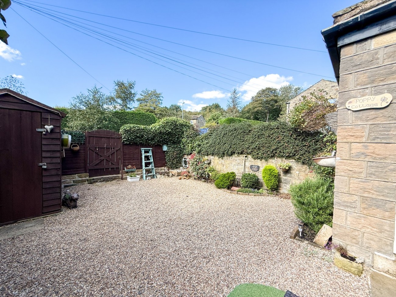 Images for Shelley, Huddersfield