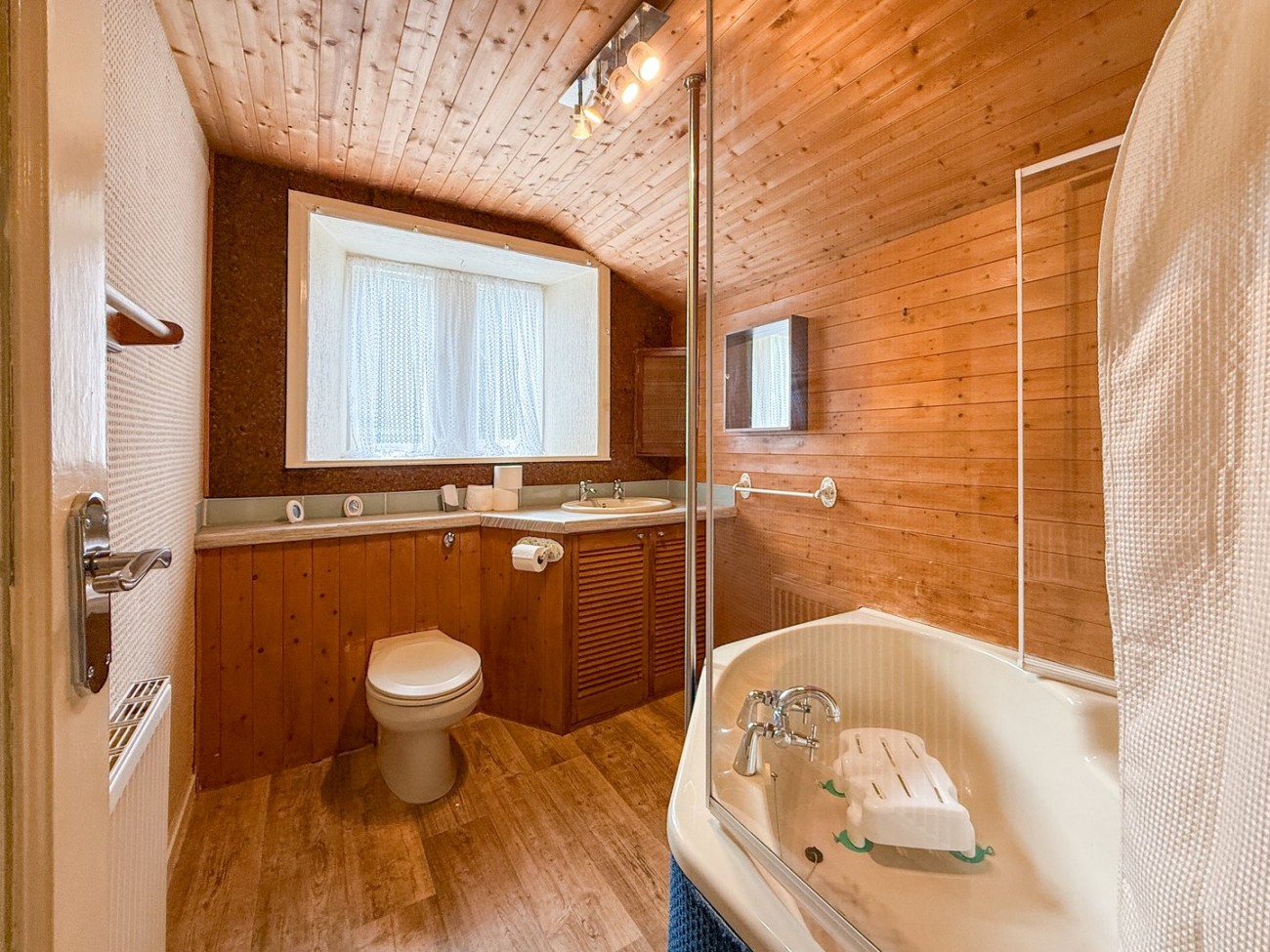 Images for Shelley, Huddersfield