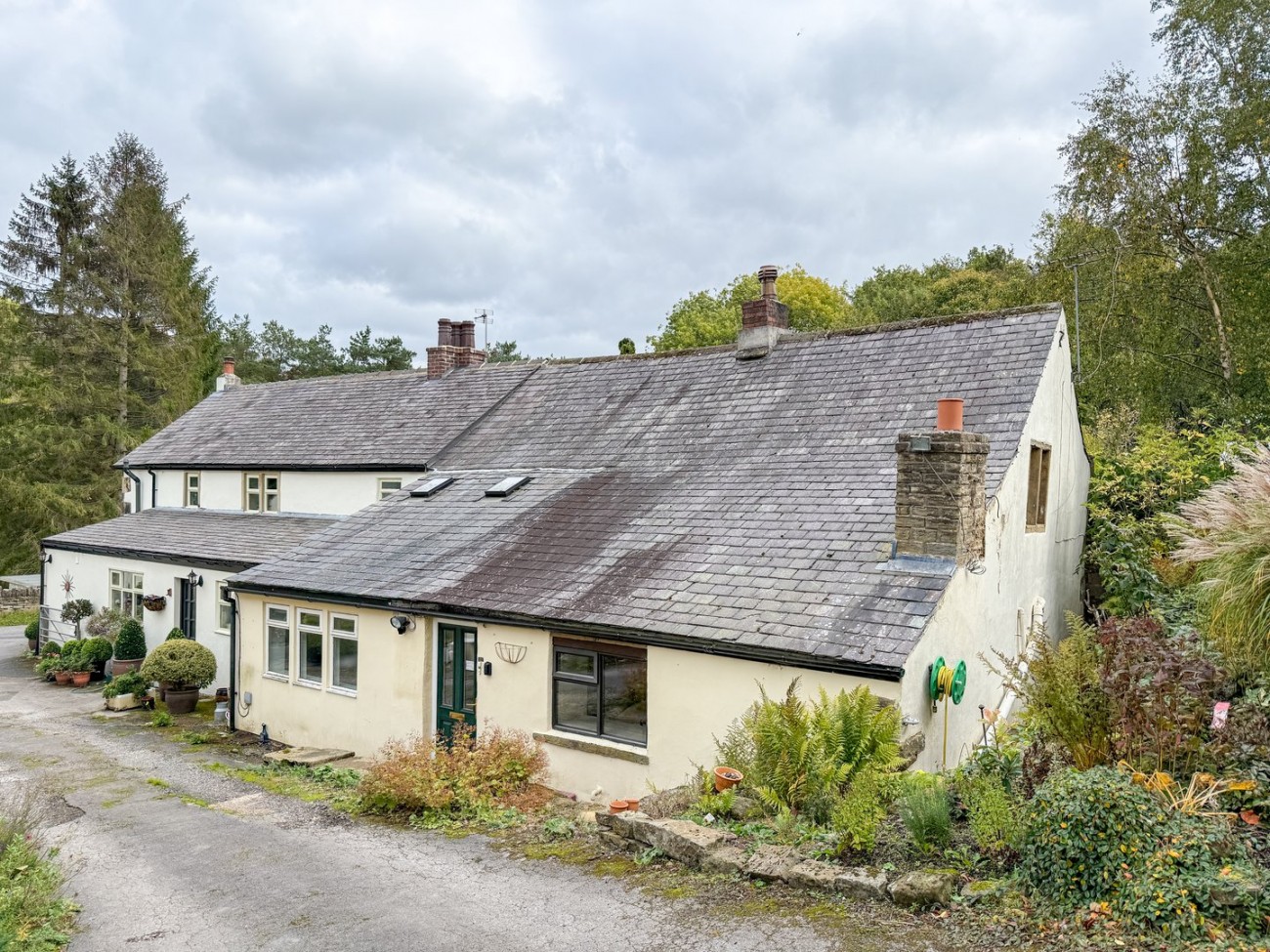 Images for Shelley, Huddersfield