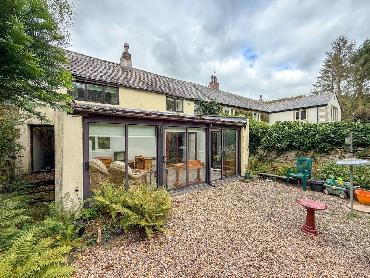 Images for Shelley, Huddersfield