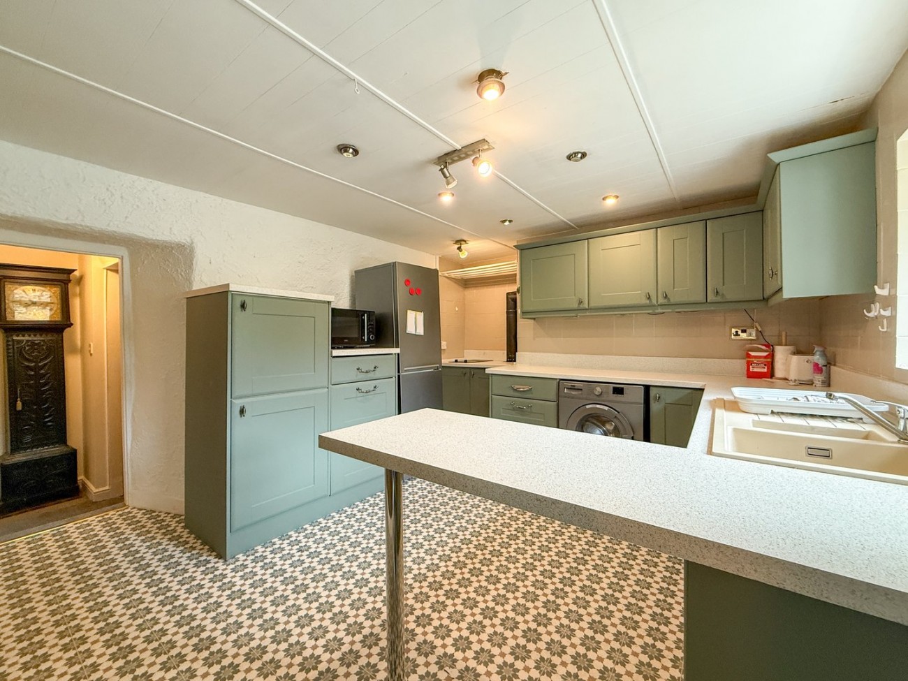 Images for Shelley, Huddersfield