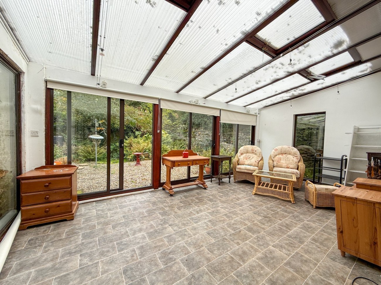 Images for Shelley, Huddersfield