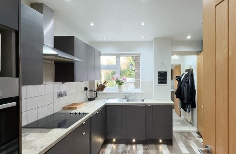 Click the photo for more details of Honley, Holmfirth