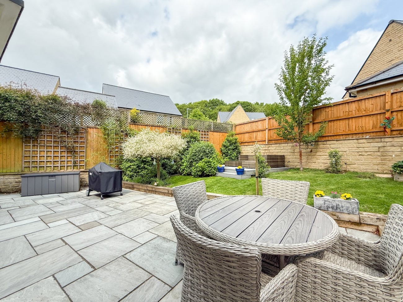 Images for Netherton, Huddersfield