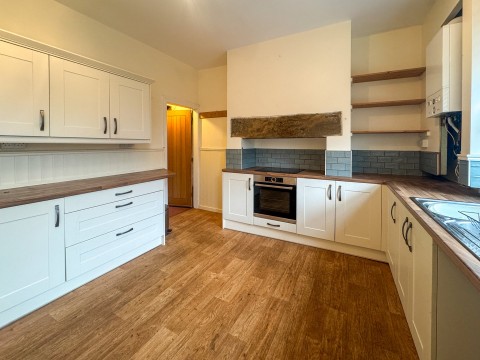 Click the photo for more details of Milnsbridge, Huddersfield