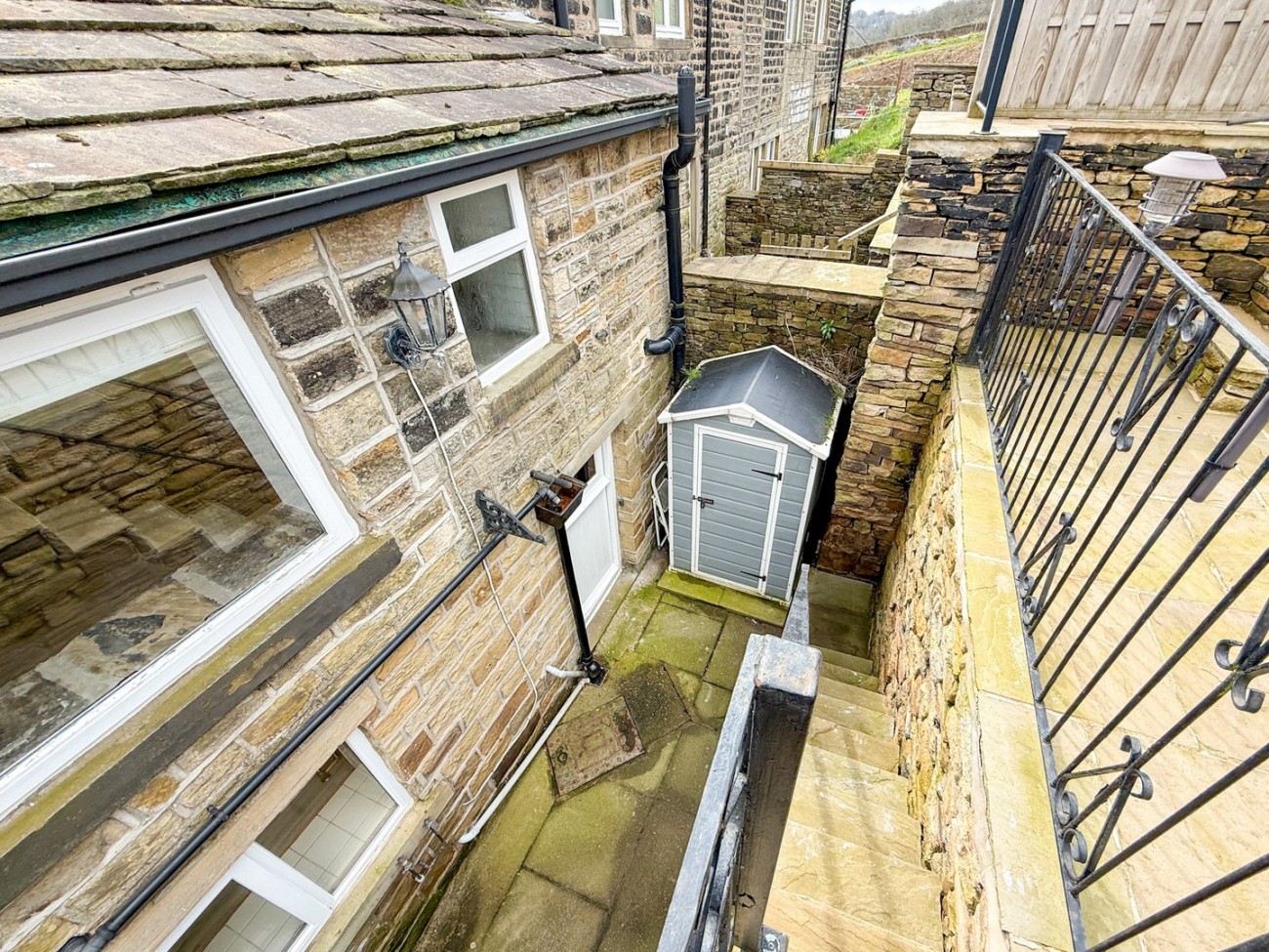 Images for Thongsbridge/Honley, Holmfirth