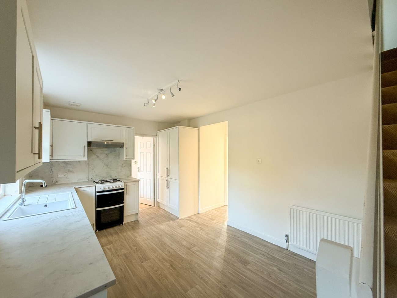 Images for Rastrick, Brighouse