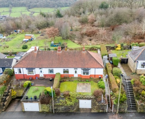 Click the photo for more details of Almondbury, Huddersfield