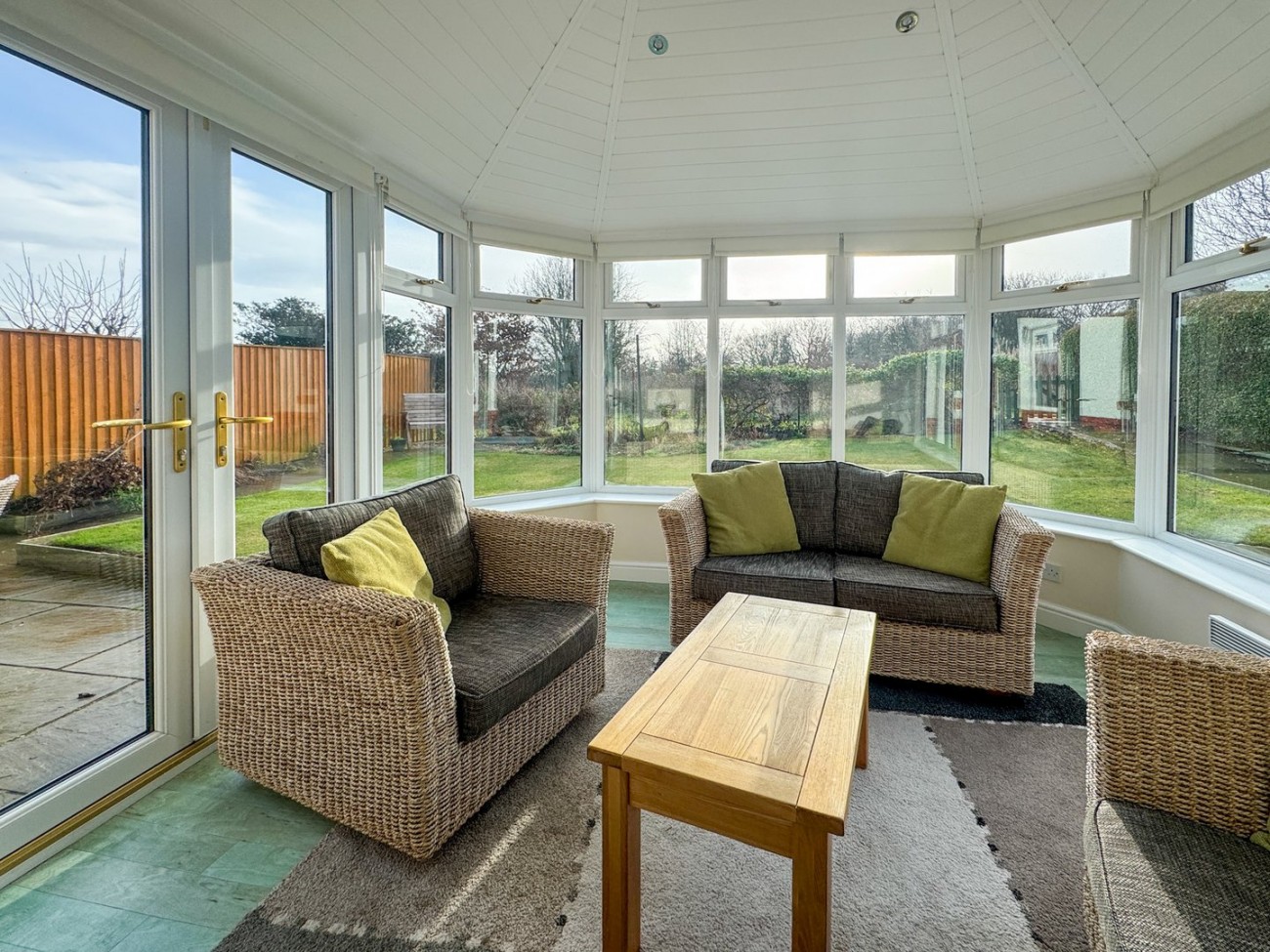 Images for Almondbury, Huddersfield